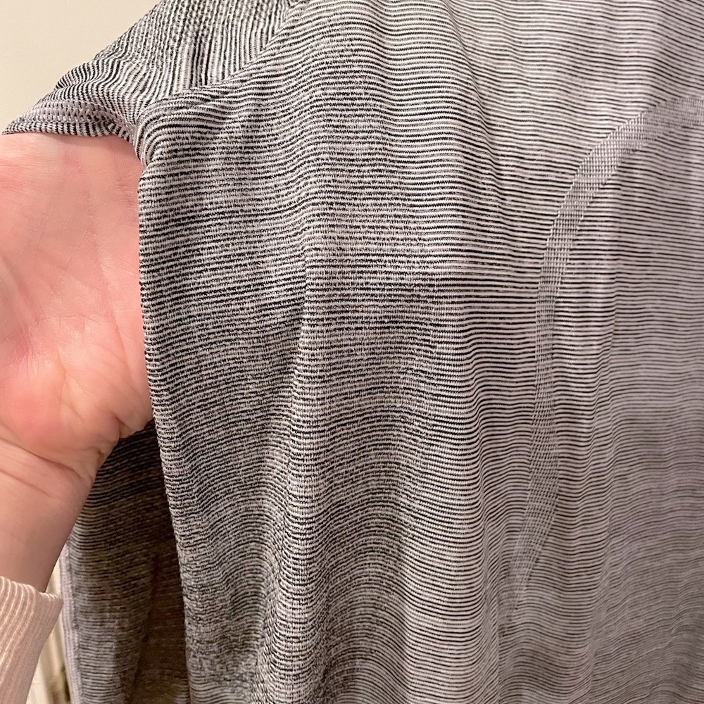 Lululemon Performance Long Sleeve - Picture 3 of 6